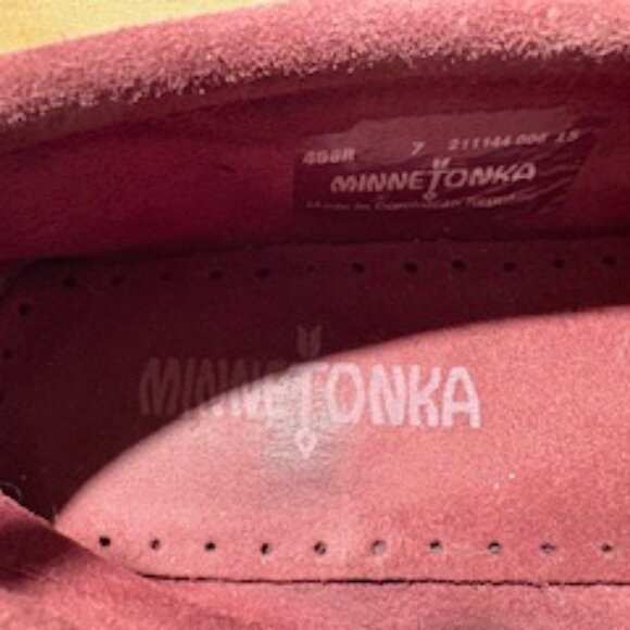 Minnetonka brown suede moccasins - Picture 4 of 4